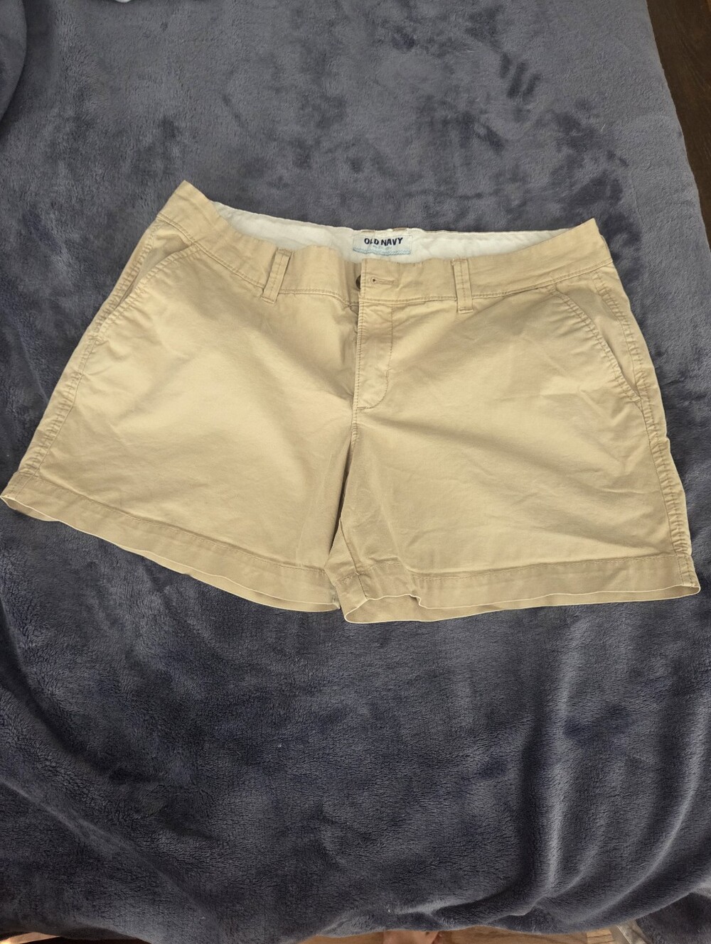 Old Navy Beige Khaki Shorts